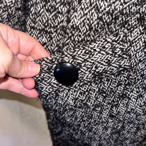 Walter Girl Black Tweed Button Front Womens Size 2 Coat 60's Style Pleated Back - Picture 12 of 16